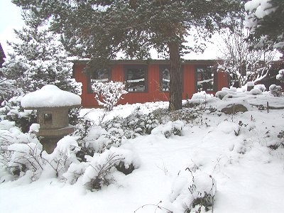 winter-japanese-garden
